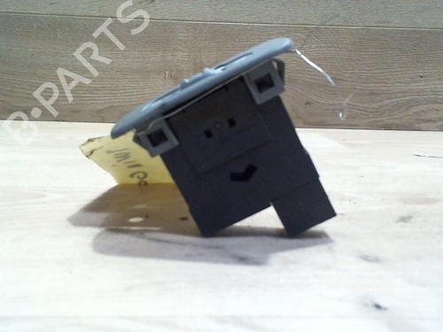 Used Headlight switch RENAULT TWINGO I (C06_) 1.2 (C066, C068) (58 hp) 25384946