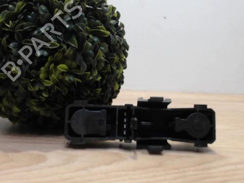 Used Licence plate light RENAULT SAFRANE II (B54_) 2.2 dT (B54G) (113 hp) 25386967