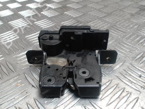 Used Tailgate lock RENAULT TWINGO II (CN0_) 1.2 16V (CN0K, CN0V, CN0A) (76 hp) 30502830
