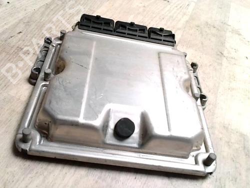Used Engine control unit (ECU) RENAULT TRAFIC II Van (FL) 2.5 dCi 135 (FL0D) (135 hp) 25429054