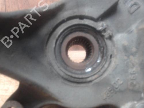 Used Right front steering knuckle Right front steering knuckle RENAULT LAGUNA II Grandtour (KG0/1_) 1.9 dCi (KG0G) (120 hp) 31230732 31230732