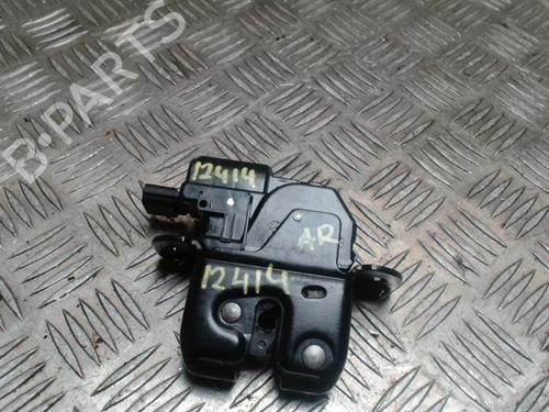 Used Tailgate lock RENAULT SCÉNIC III (JZ0/1_) 1.6 dCi (JZ00, JZ12) (130 hp) 30530078