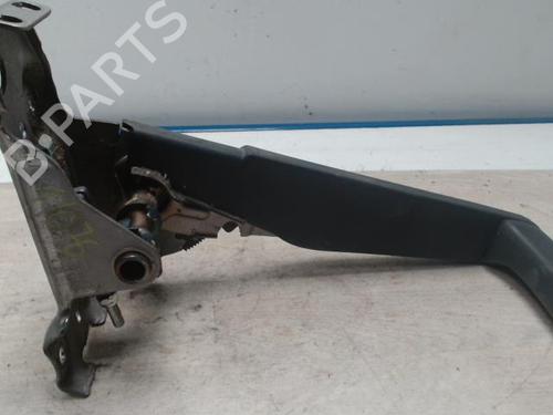Travão de mão Travão de mão RENAULT KANGOO / GRAND KANGOO II (KW0/1_) 1.5 dCi 90 (KW05, KW08, KW0G, KW11) (90 hp) 34417097 34417097