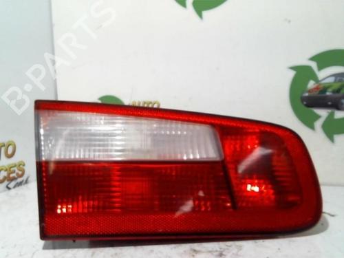 Used Left tailgate light RENAULT LAGUNA II (BG0/1_) 1.8 16V (BG0B, BG0M) (120 hp) 25399542