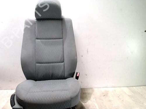 Siège avant droit BMW 3 (E46) 318 i (118 hp) 31235351