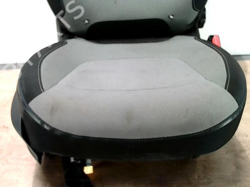Right front seat RENAULT CAPTUR I (J5_, H5_) 1.2 TCe 120 | BP25417396C16 - Image 2