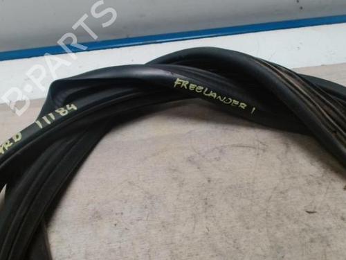 Rubber door seal LAND ROVER FREELANDER I (L314) 2.0 DI 4x4 | BP28084299C142 