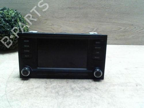 Used Display monitor SEAT LEON (5F1) 2.0 TDI (150 hp) 29388777