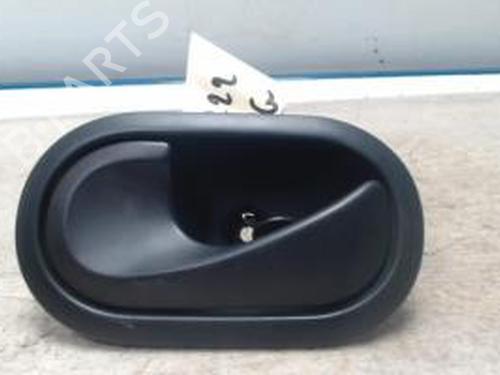 Venstre foran invendig håndtak RENAULT TWINGO II (CN0_) 1.5 dCi (CN0E) (64 hp) 25422140