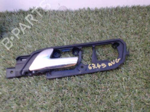 Used Front left interior door handle VW POLO IV (9N_, 9A_) 1.2 12V (64 hp) 25395978