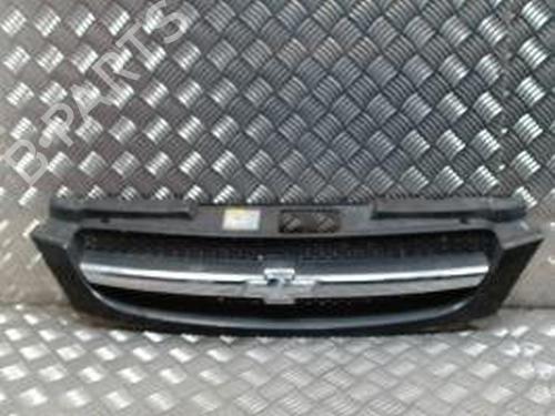Used Grille CHEVROLET LACETTI (J200) 1.6 (109 hp) 25799944