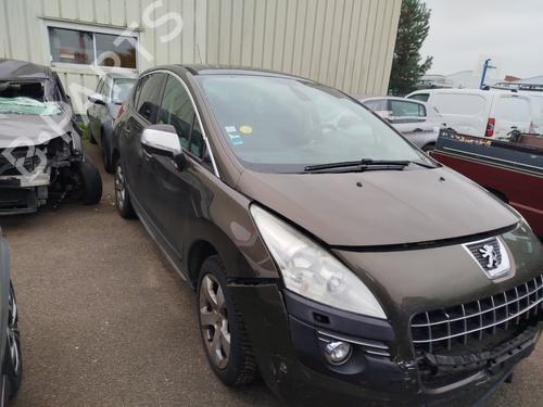 Middle console PEUGEOT 3008 I MPV (0U_) 1.6 HDi | BP31151561I22 