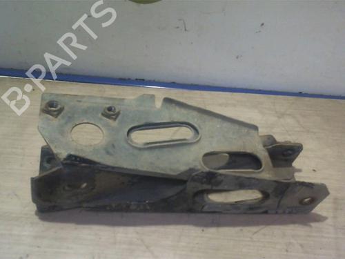 Used Left front suspension arm RENAULT MASTER II Van (FD) 2.5 dCi 120 (115 hp) 25389487