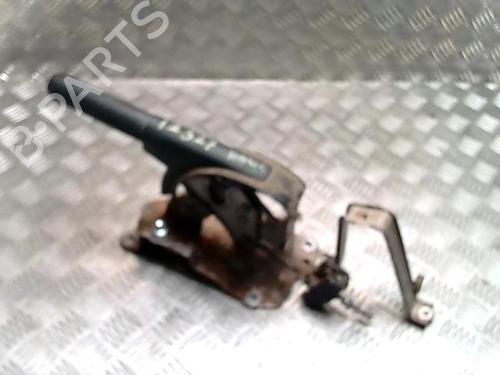 Freno de mano TOYOTA YARIS (_P9_) 1.4 D-4D (NLP90_, NLP90R) (90 hp) 31257355