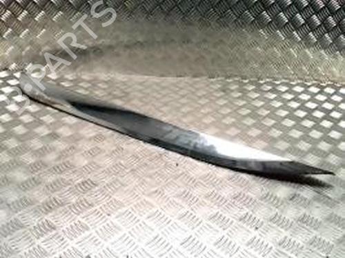 Used Door moulding trim PEUGEOT 2008 I (CU_) 1.2 THP 110 / PureTech 110 (110 hp) 30435402