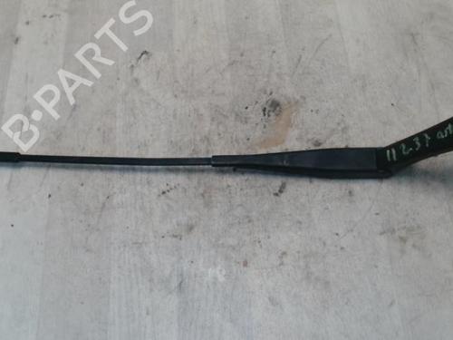 Front windshield wiper arm OPEL ASTRA H (A04) 1.7 CDTI (L48) | BP27562233C143 