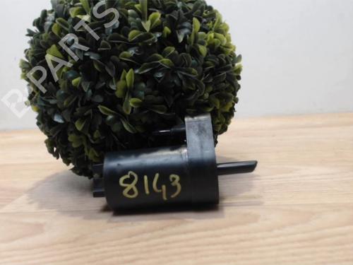 Used Washer pump RENAULT SUPER 5 (B/C40_) 1.1 (B/C/401, B/C40H) (45 hp) 25414921
