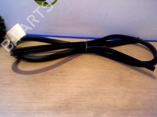 rubber-door-seal-ford-fiesta-v-jh_-jd_-2001-2002-2003-2004-2005-2006-2007-2008-2009-2010-2011-2012-2013-2014-25392135 main image