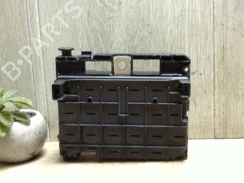 Used Fuse box PEUGEOT 307 SW (3H) 2.0 HDI 90 (90 hp) 25411543
