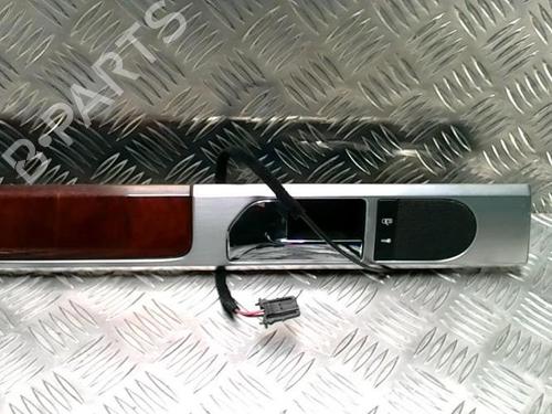 Rear left interior door handle VW TOUAREG (7LA, 7L6, 7L7) 2.5 R5 TDI | BP25790727I15 
