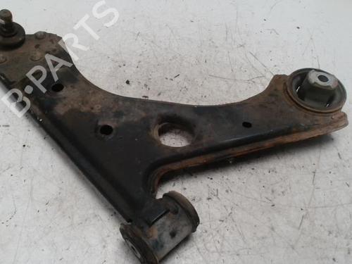 Used Right front suspension arm FIAT GRANDE PUNTO (199_) 1.3 D Multijet (75 hp) 28154072