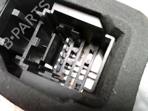 Used Licence plate light RENAULT ESPACE IV (JK0/1_) 2.2 dCi (JK0H) (150 hp) 31230119