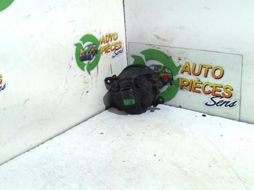 Left front fog light RENAULT MEGANE II Saloon (LM0/1_) 1.5 dCi (LM0F, LM0T, LM2B) | BP25399299C30 