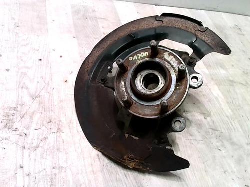 Used Right front steering knuckle VOLVO C30 (533) 2.0 D (136 hp) 25427205