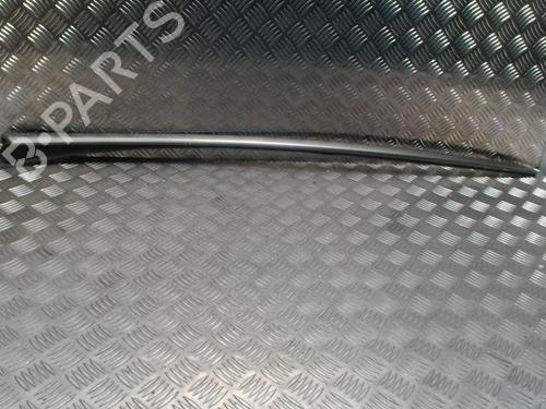 Used Front right wheel arch trim PEUGEOT 3008 I MPV (0U_) 1.6 HDi (114 hp) 31228340