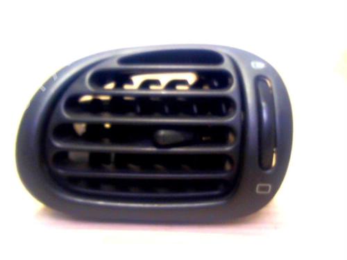 Used Air vent PEUGEOT 206 Hatchback (2A/C) 1.4 HDi eco 70 (68 hp) 25390883