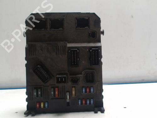 Used Fuse box CITROËN C2 (JM_) 1.4 HDi (68 hp) 31223055