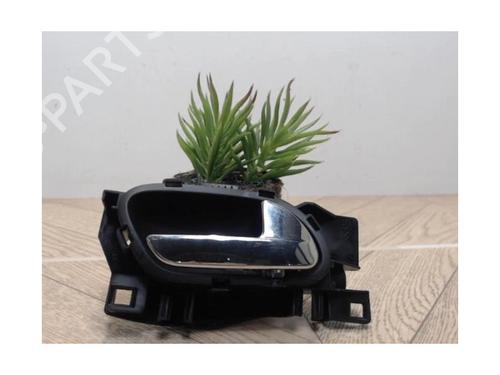 Front right interior door handle PEUGEOT 5008 (0U_, 0E_) 1.6 HDi | BP25388093I14