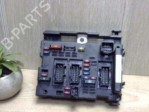 Used Fuse box PEUGEOT 206 Hatchback (2A/C) 1.4 i (75 hp) 25383296