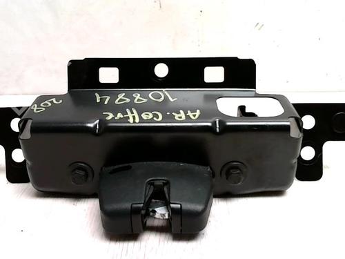 Used Tailgate lock PEUGEOT 208 I (CA_, CC_) 1.2 VTI 82 (82 hp) 28358101
