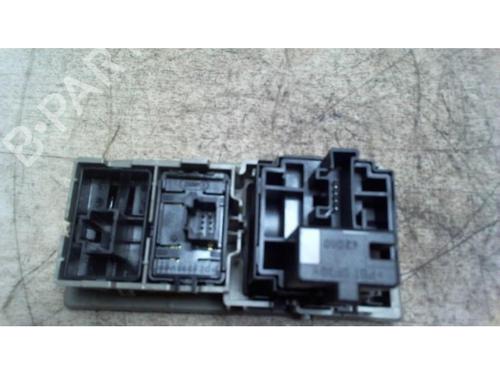 Switch RENAULT GRAND SCÉNIC III (JZ0/1_) 1.5 dCi (JZ09, JZ0D, JZ10, JZ14, JZ1G, JZ29, JZ2C) | BP25415604I30 