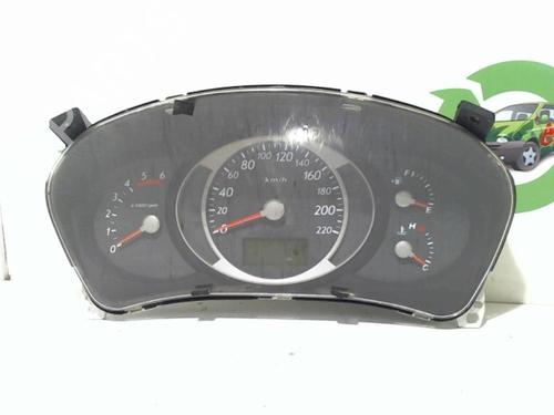 Used Instrument cluster HYUNDAI TUCSON (JM) 2.0 CRDi All-wheel Drive (136 hp) 25400104