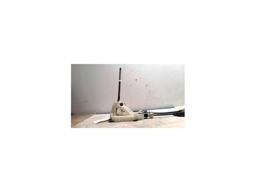 Used Gear lever TOYOTA YARIS VERSO (_P2_) 1.4 D-4D (NLP20_, NLP22_) (75 hp) 25424310