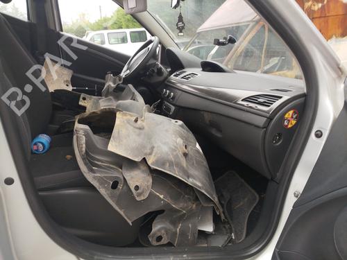 Interior handle RENAULT MEGANE III Hatchback (BZ0/1_, B3_) 1.5 dCi (BZ1G, BZ1W, BZ0R) | BP31231269I7 