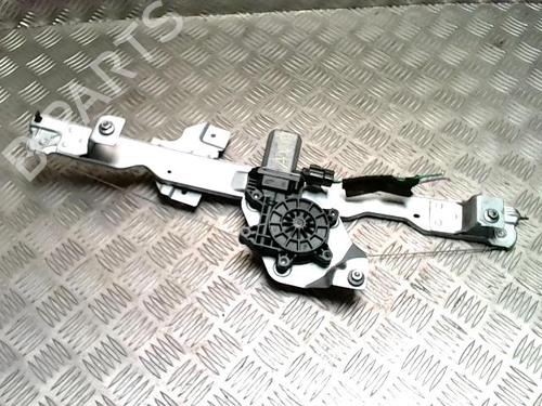 Rudehejsemekanisme Højre foran DACIA DUSTER (HS_) 1.5 dCi (109 hp) 32365513