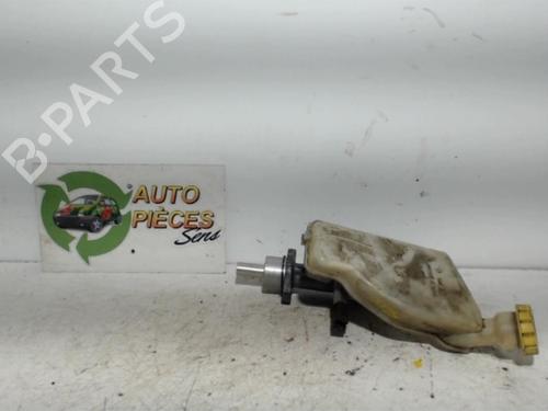 Used Brake master cylinder CITROËN C3 I (FC_, FN_) 1.4 i (73 hp) 25398785
