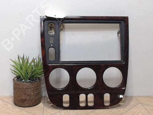 Used Middle console MERCEDES-BENZ M-CLASS (W163) ML 270 CDI (163.113) (163 hp) 25412779