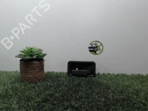 Maniglia interna anteriore destra RENAULT CLIO II (BB_, CB_) 1.9 D (B/CB0E, BB0J) (64 hp) 30665439