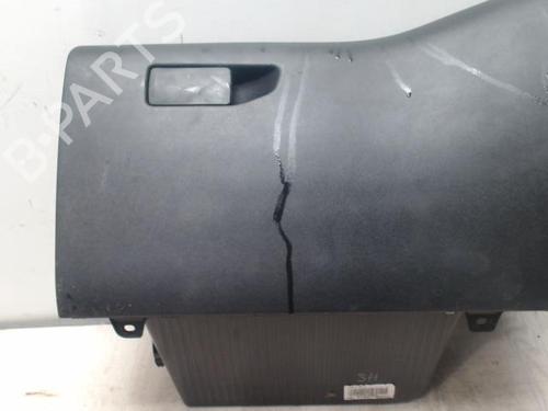 Used Glove box Glove box PEUGEOT 308 II (LB_, LP_, LW_, LH_, L3_) 1.6 HDi / BlueHDi 115 (115 hp) 25427463 25427463