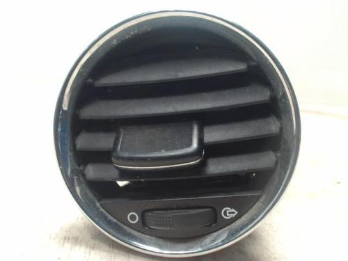 Used Air vent PEUGEOT 5008 (0U_, 0E_) 1.6 HDi (112 hp) 31229081