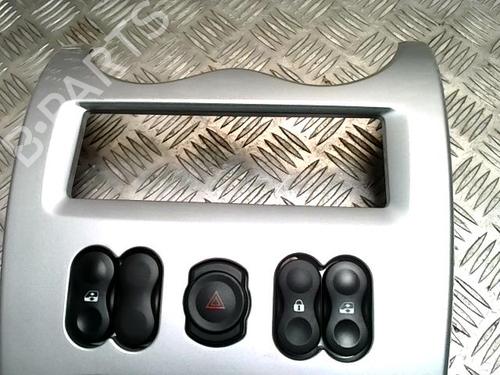 Middenconsole DACIA SANDERO 1.5 dCi | BP31225278I22