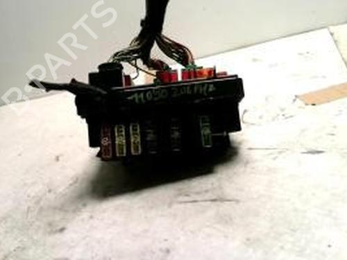 Used Fuse box PEUGEOT 206 Hatchback (2A/C) 1.4 HDi eco 70 (68 hp) 26710400