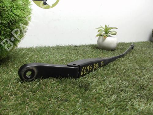 Used Front windshield wiper arm PEUGEOT 208 I (CA_, CC_) 1.4 HDi (68 hp) 31228175