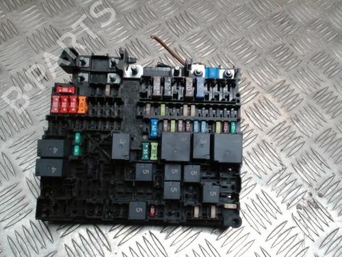 Used Fuse box PEUGEOT 308 III (FB_, FH_, FP_, F3_, FM_) PureTech 130 (FPHNSL, FPHNST) (131 hp) 31239479