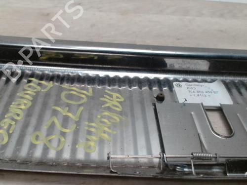 Used Boot lining VW TOUAREG (7LA, 7L6, 7L7) 3.0 V6 TDI (225 hp) 25419028