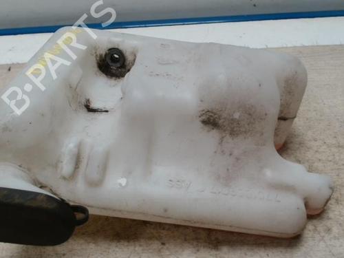 Used Windscreen washer tank RENAULT TWINGO I (C06_) 1.2 16V (C06C, C06D, C06K) (75 hp) 28063624